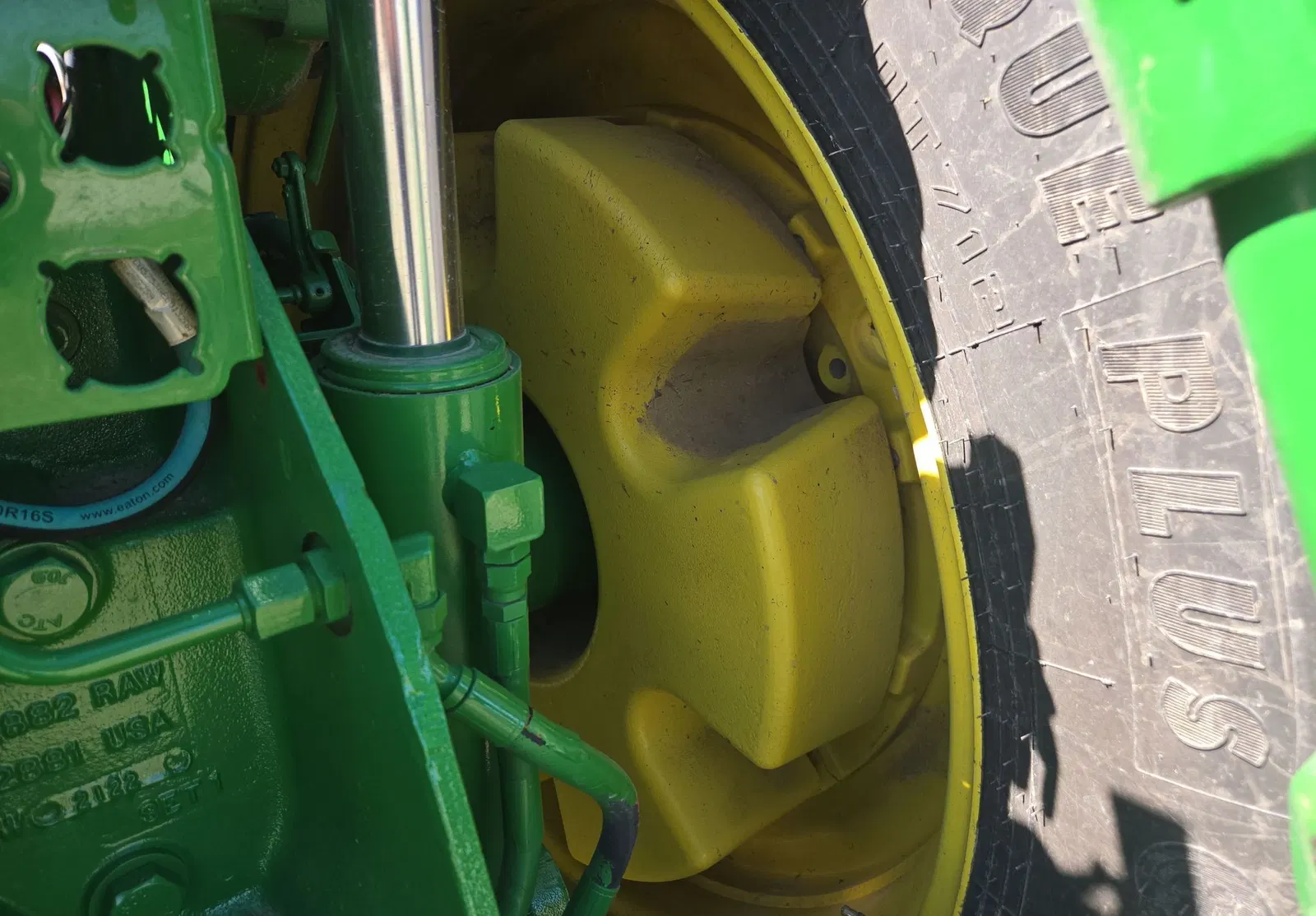 2012 John Deere 8285R