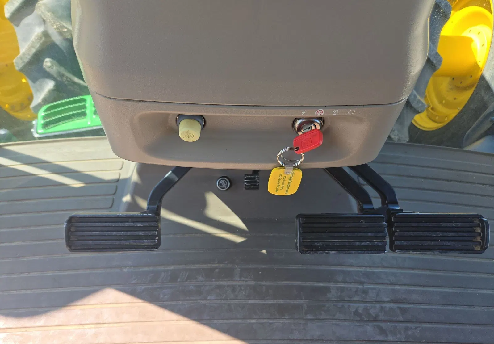2012 John Deere 8285R