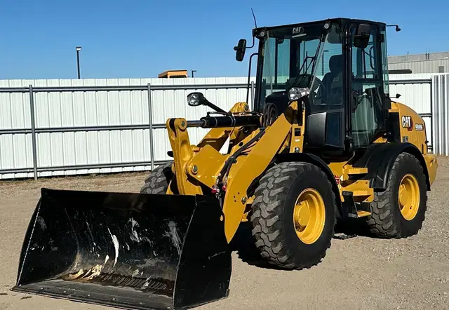 2022 Caterpillar 908M