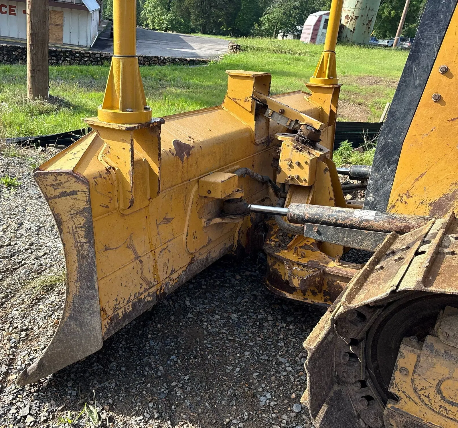 2023 Caterpillar D5K2