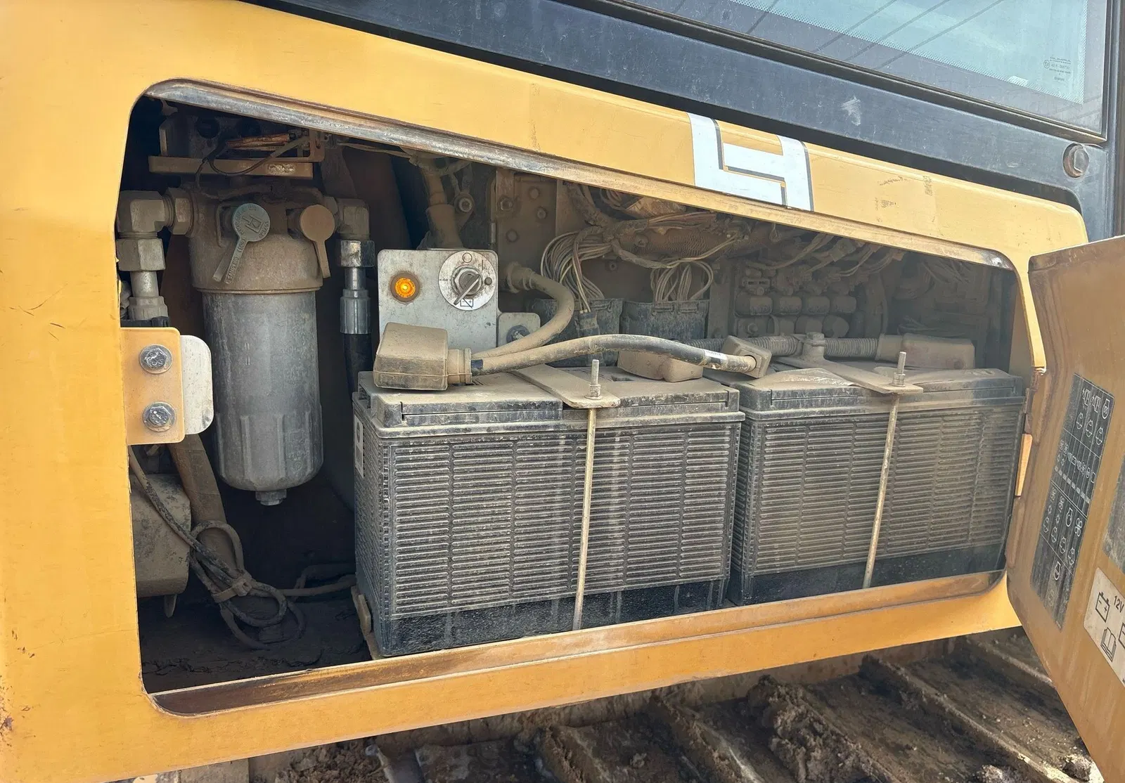 2023 Caterpillar D5K2