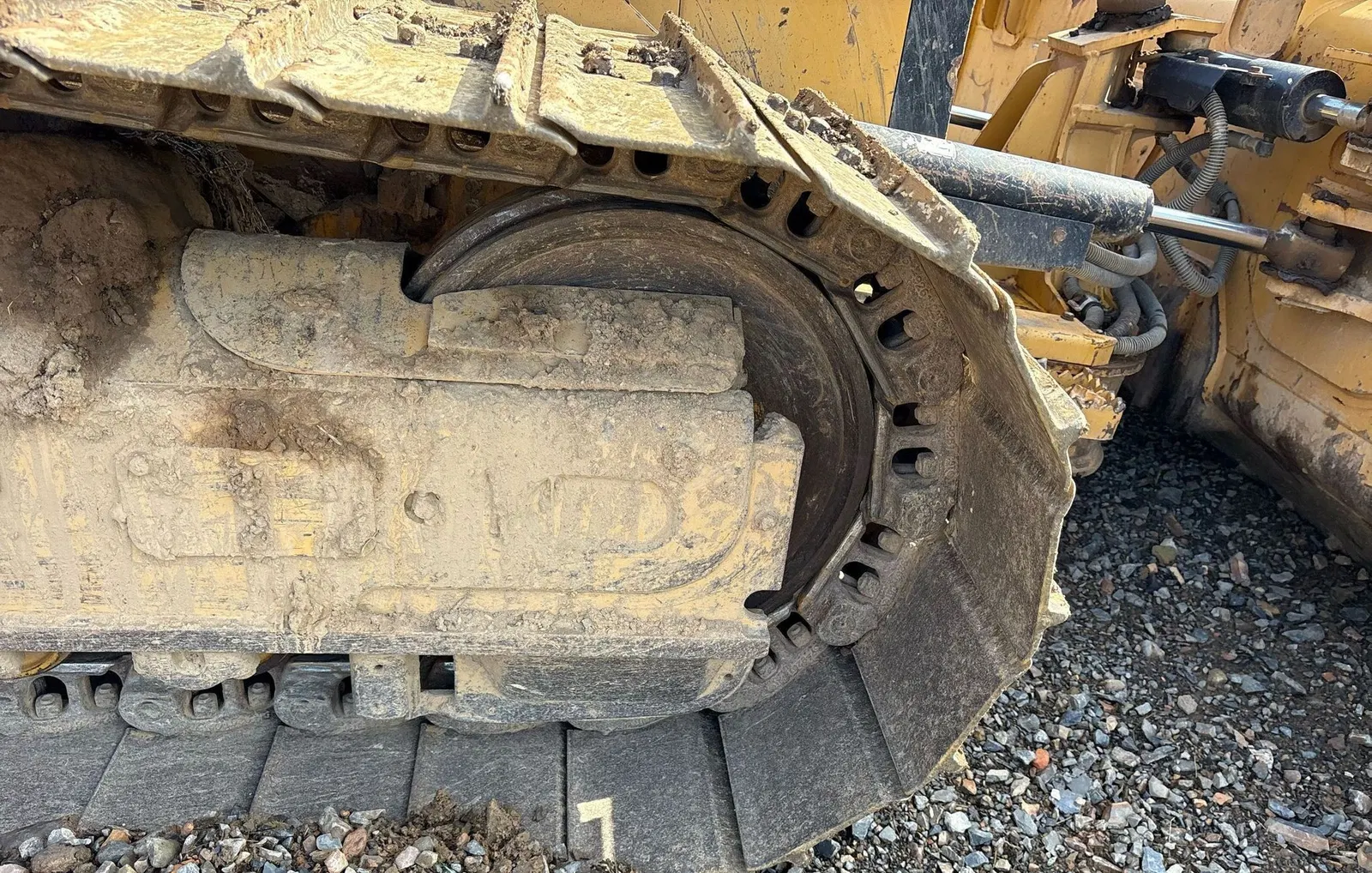 2023 Caterpillar D5K2