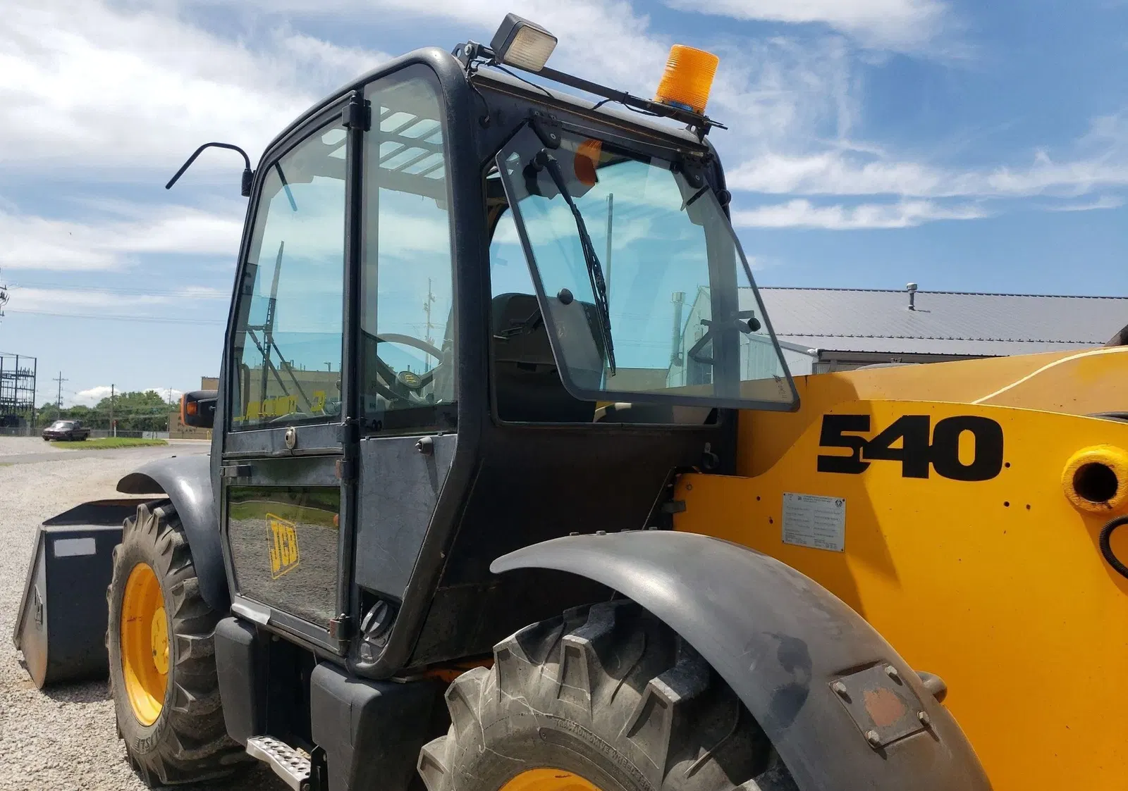 2001 JCB 540
