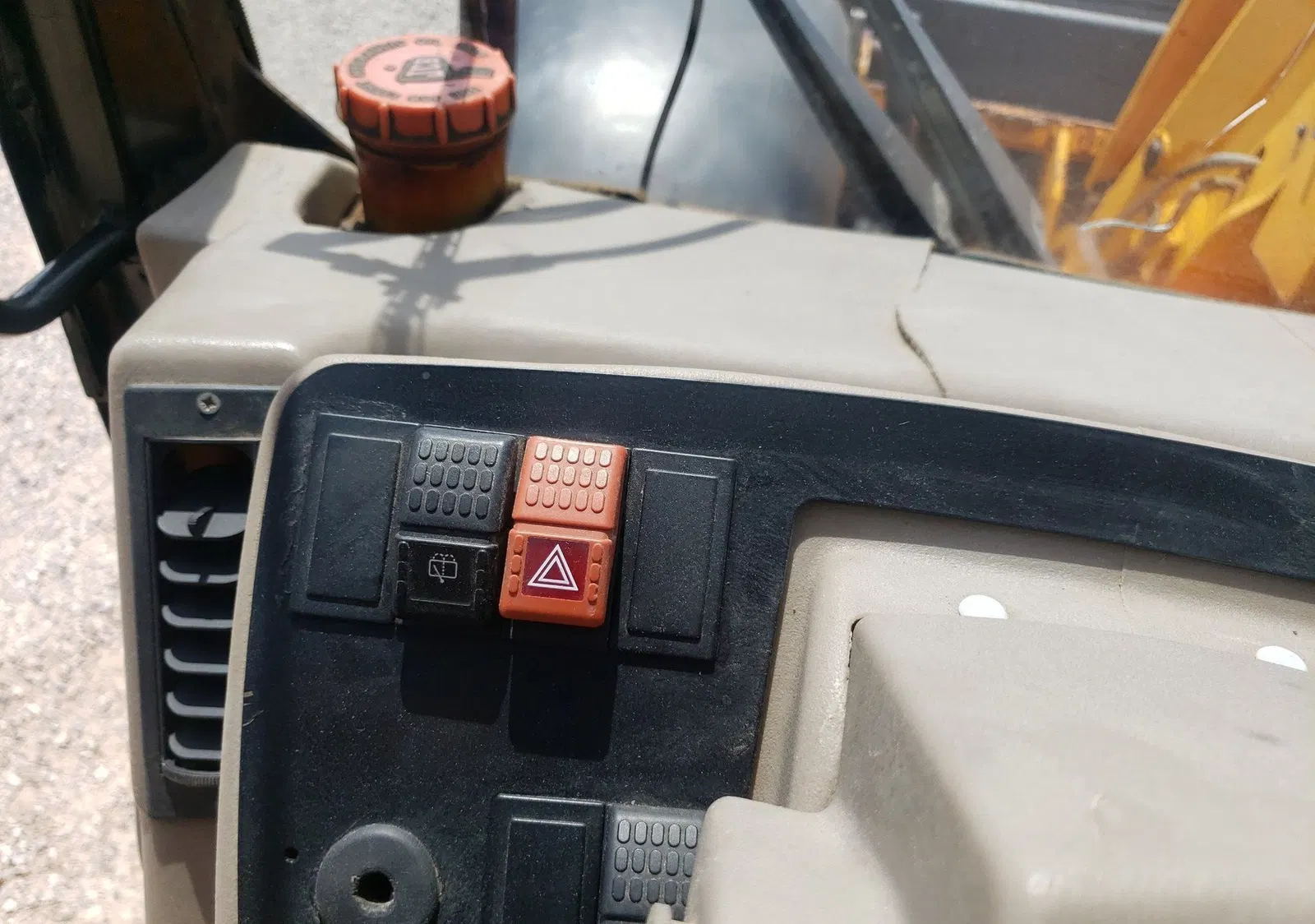 2001 JCB 540
