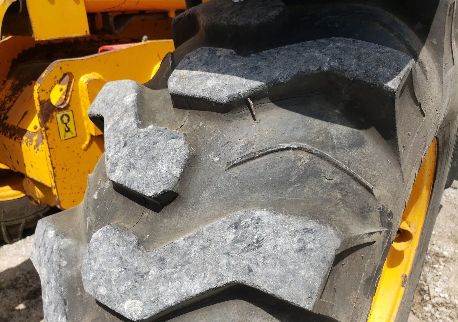 2001 JCB 540