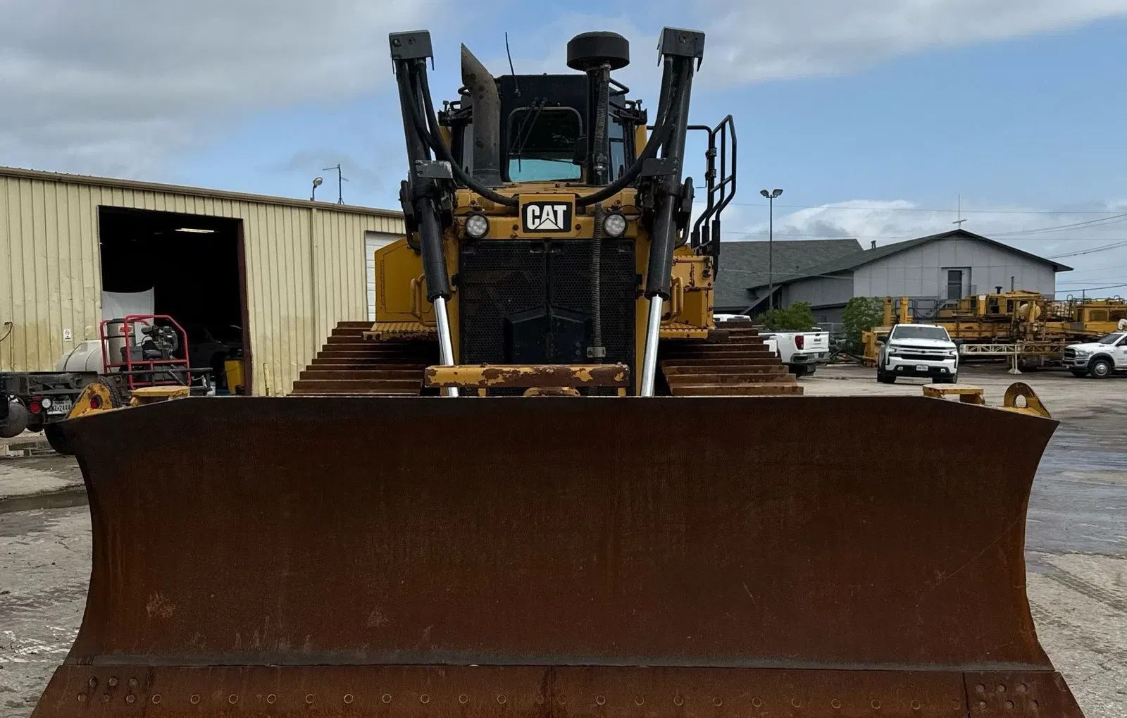 2017 Caterpillar D6T