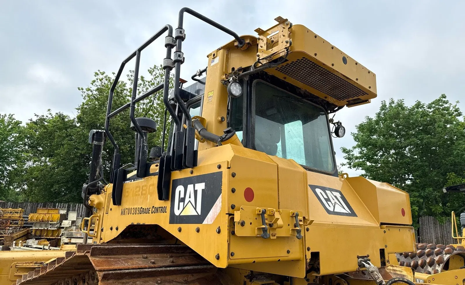 2017 Caterpillar D6T