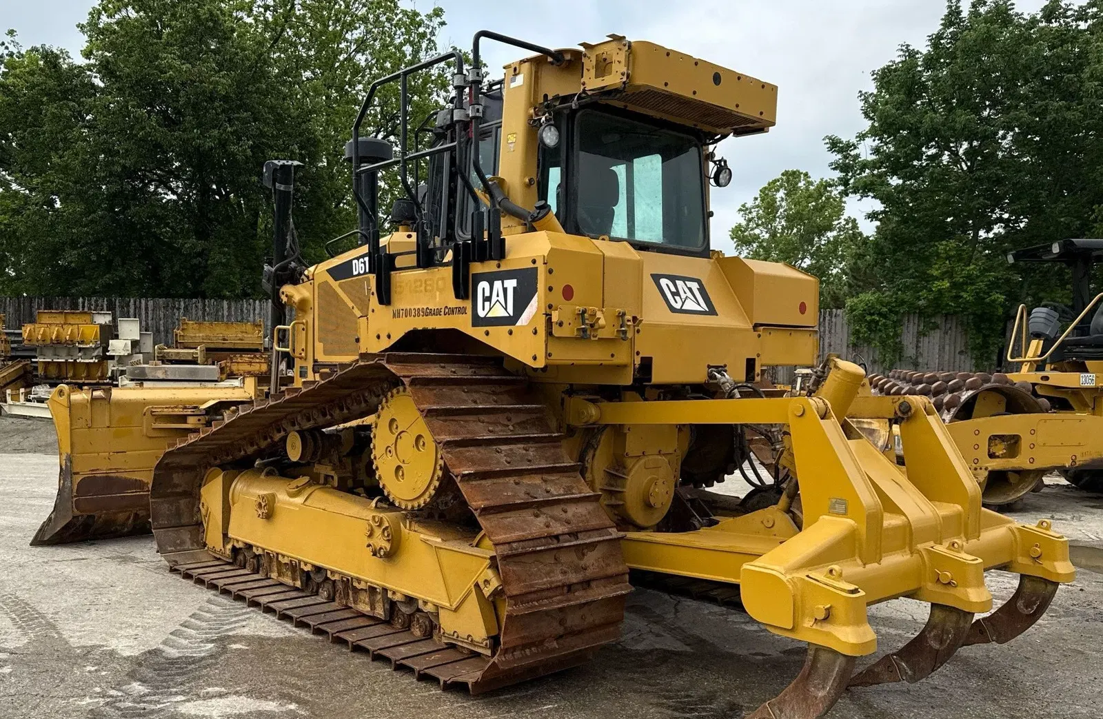 2017 Caterpillar D6T