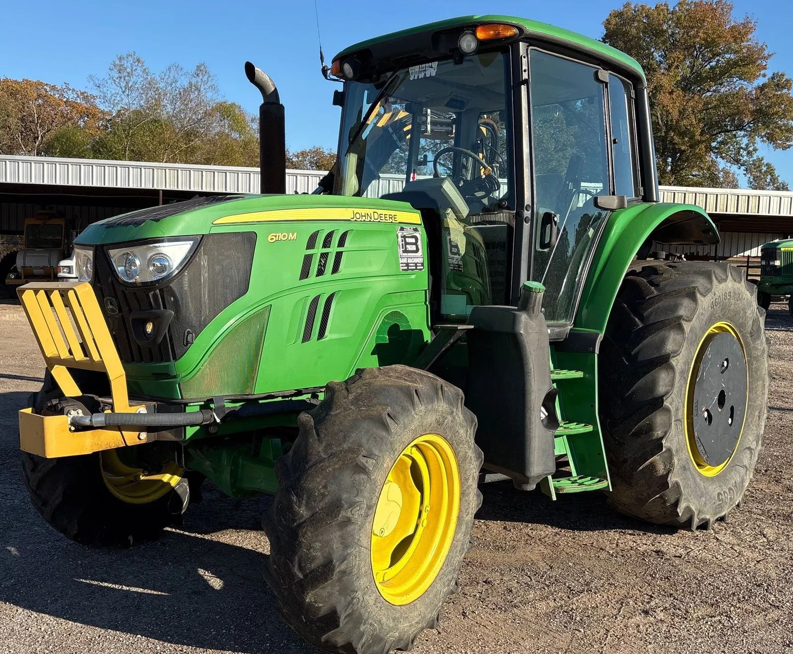 2017 John Deere 6110M