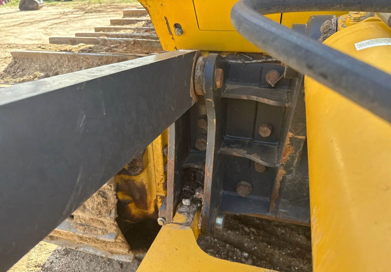 2019 Komatsu D65EX-18