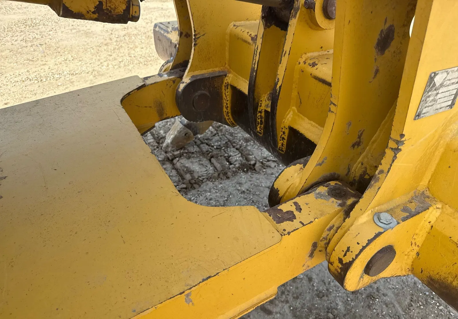 2019 Komatsu D65EX-18