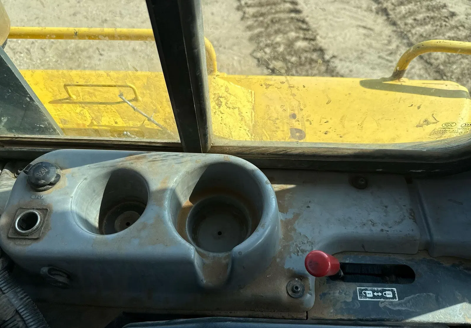 2019 Komatsu D65EX-18