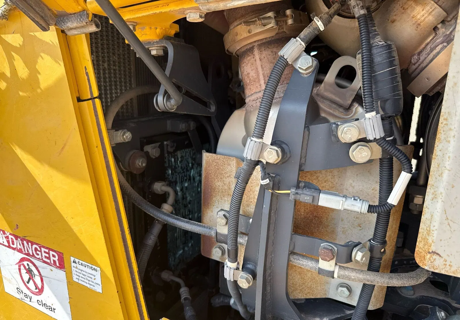 2019 Komatsu D65EX-18