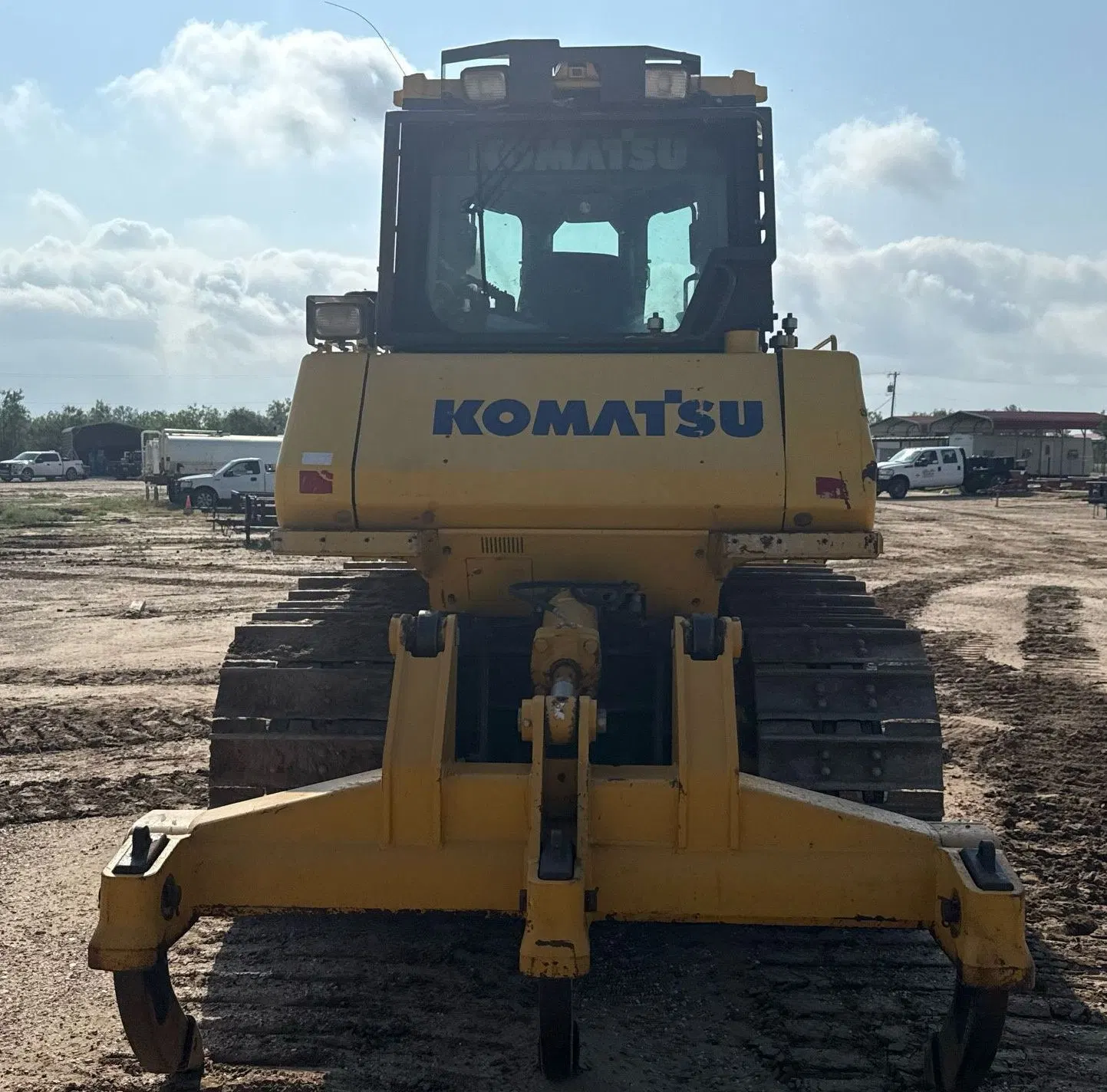 2019 Komatsu D65EX-18