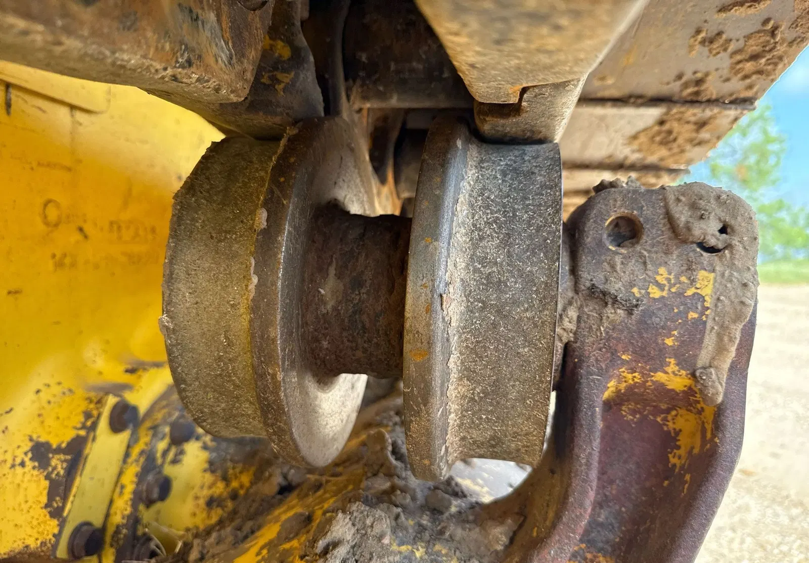 2019 Komatsu D65EX-18