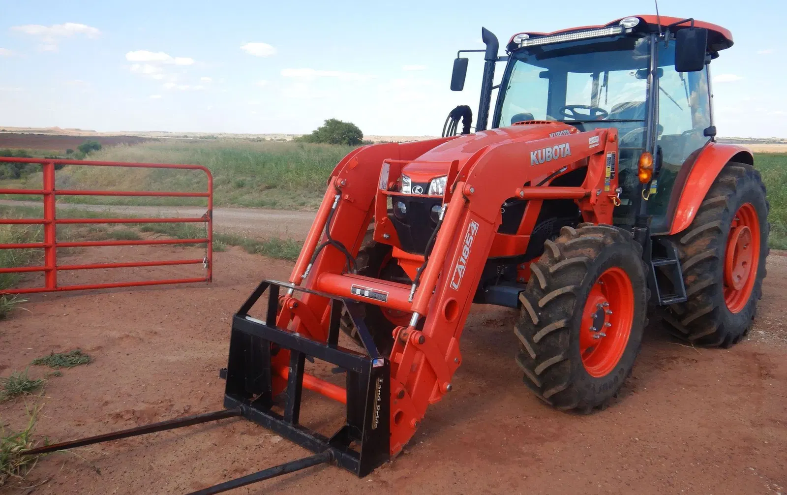 Kubota M5-111