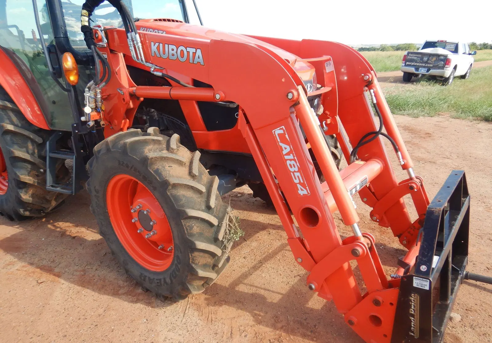 Kubota M5-111