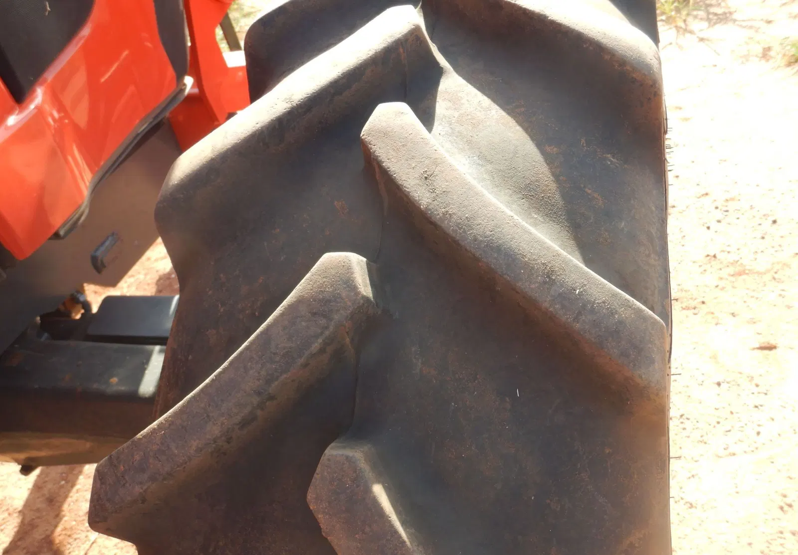 Kubota M5-111
