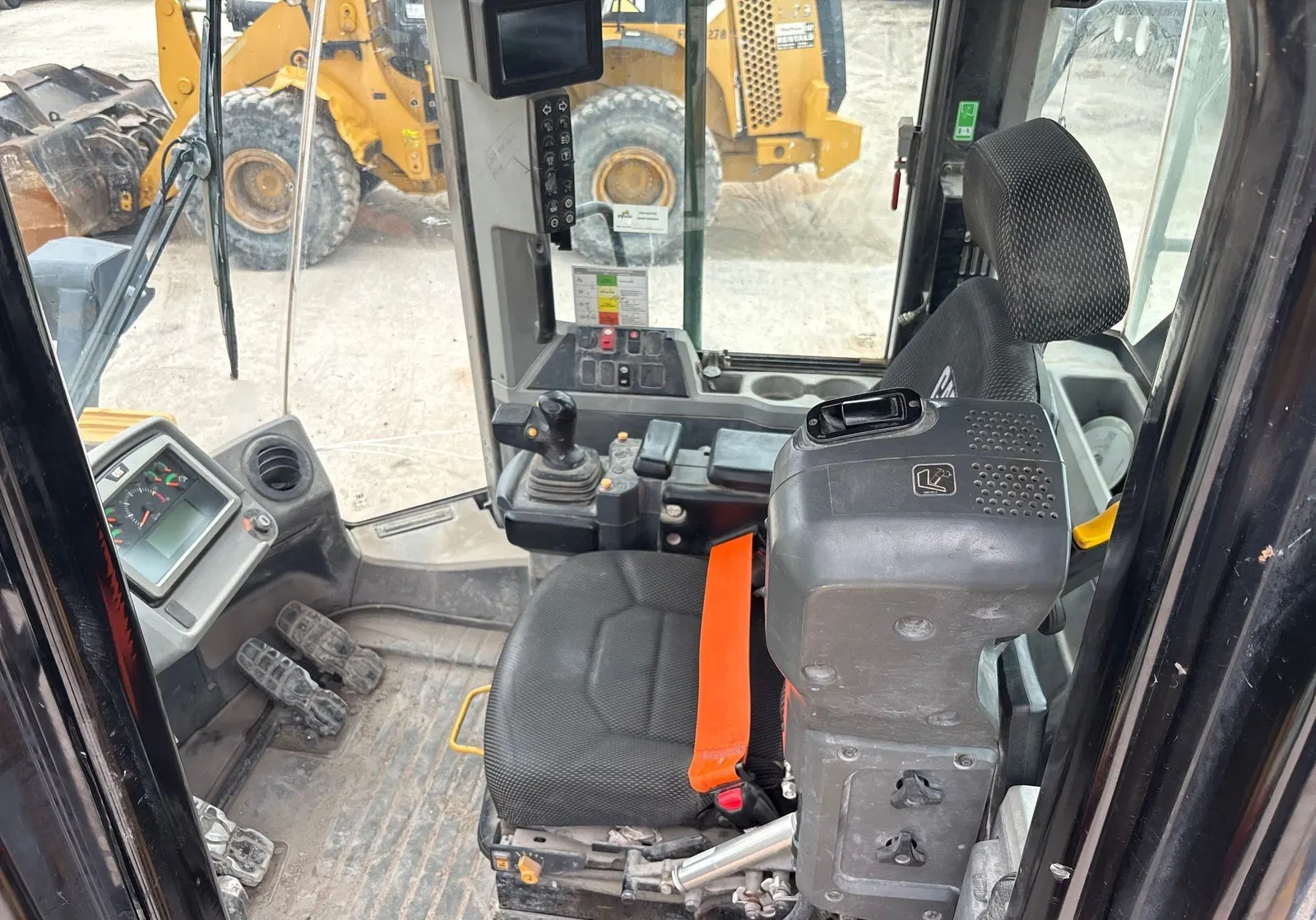 2019 Caterpillar 966M