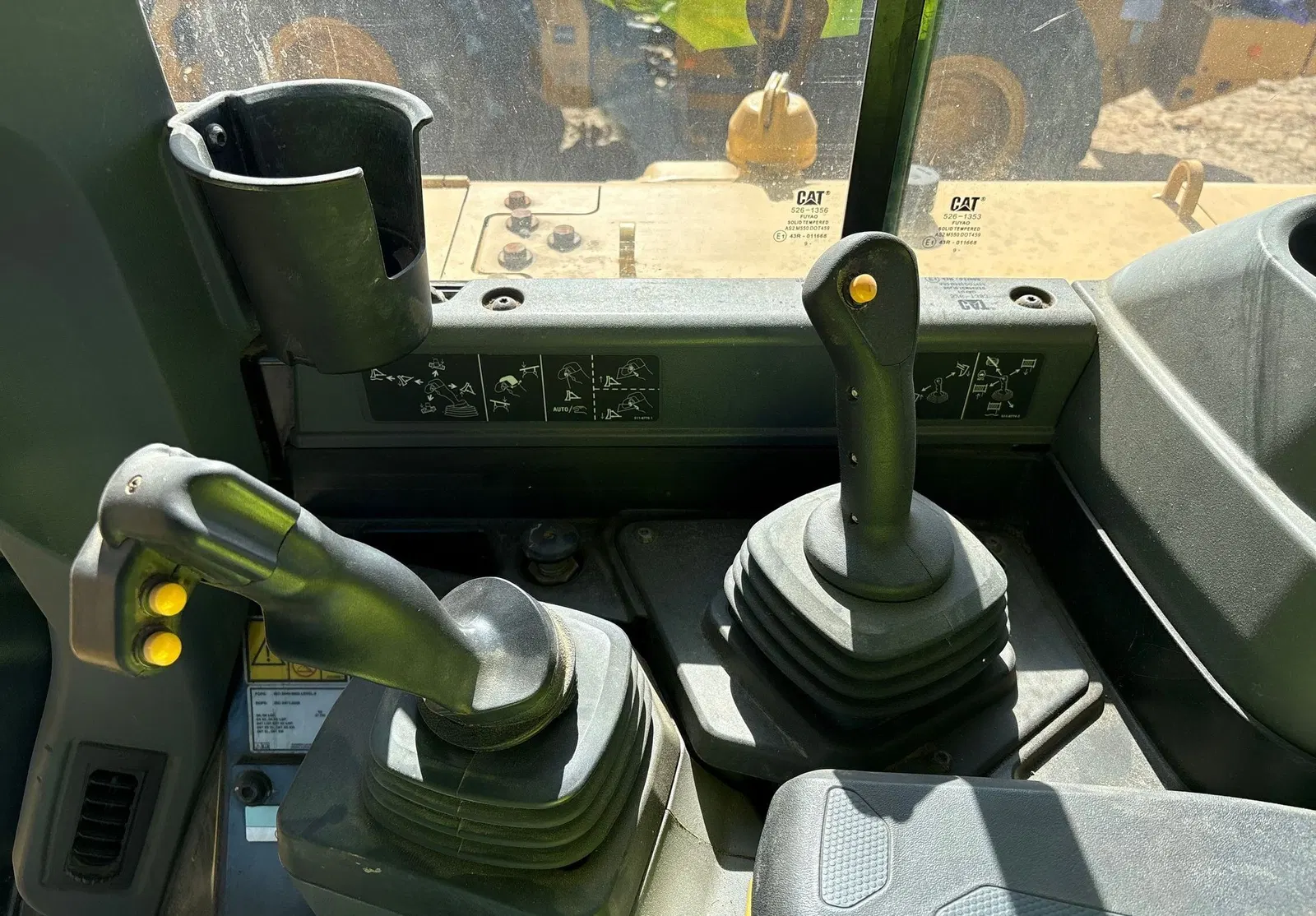 2020 Caterpillar D6
