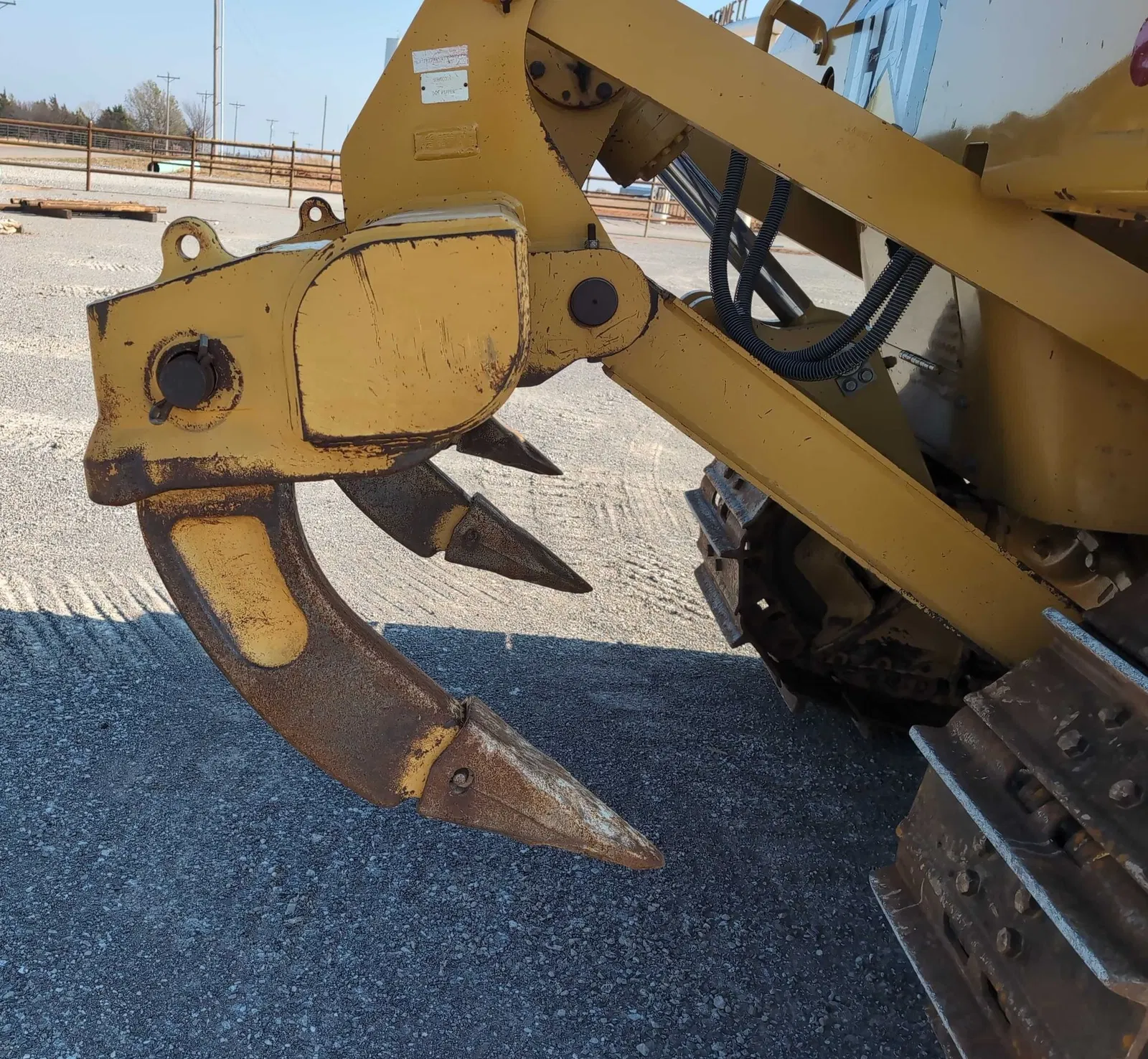 2011 Caterpillar D6N