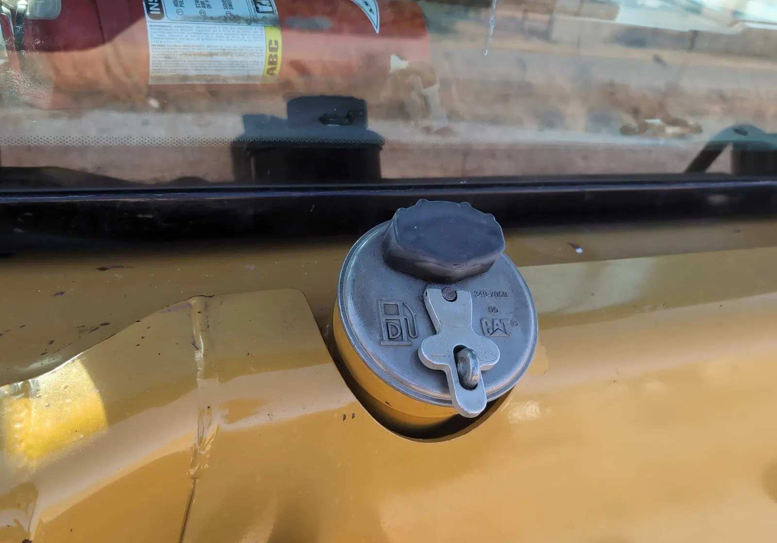 2011 Caterpillar D6N
