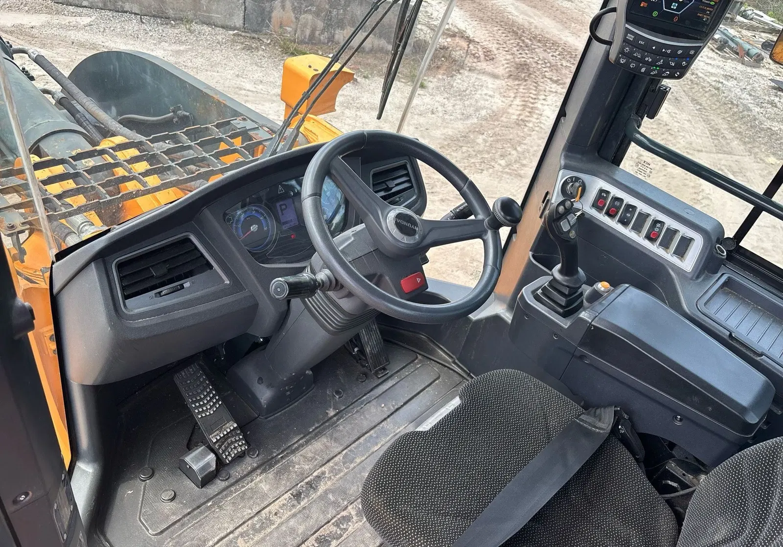 2020 Hyundai HL980A