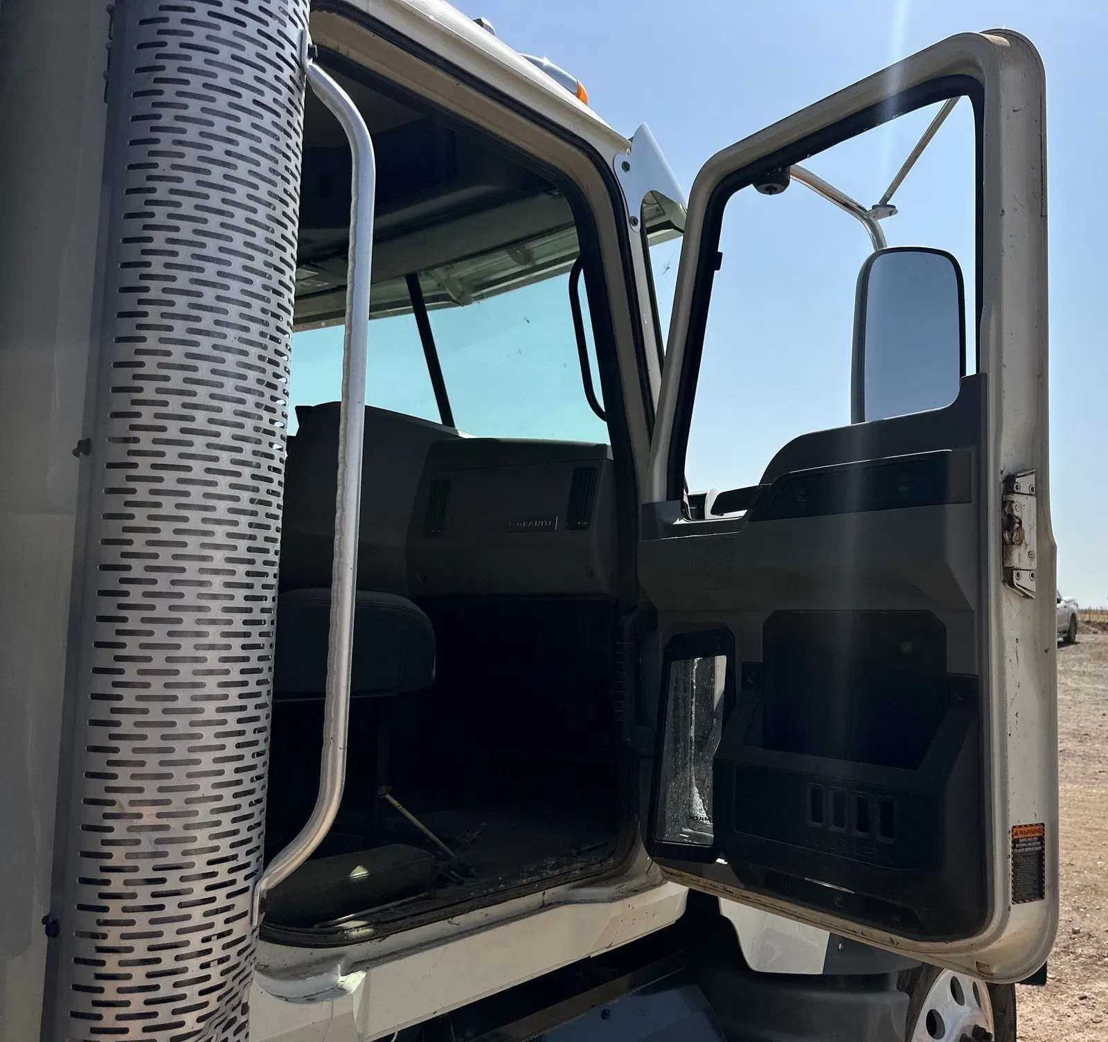 2020 Mack Granite
