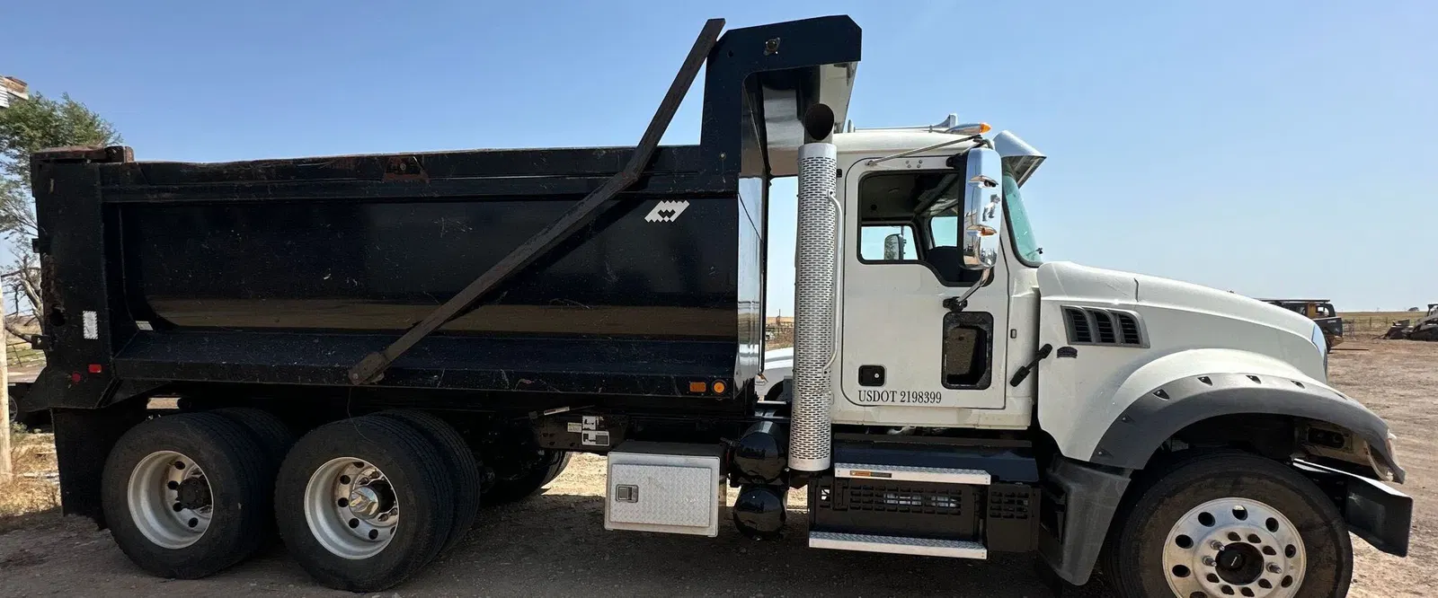 2020 Mack Granite
