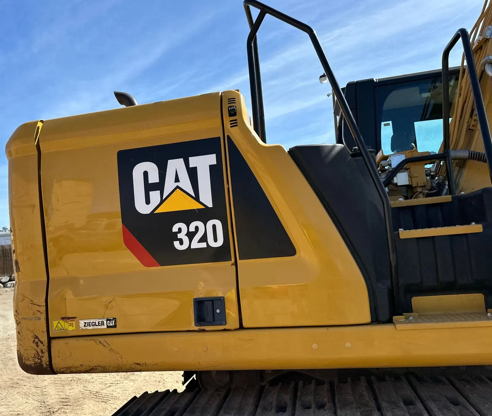2019 Caterpillar 320