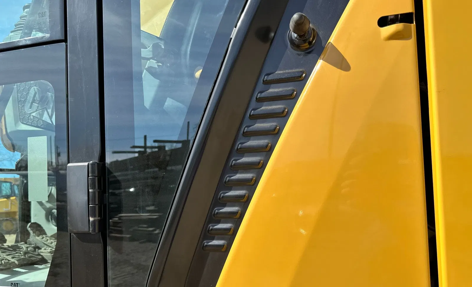 2019 Caterpillar 320