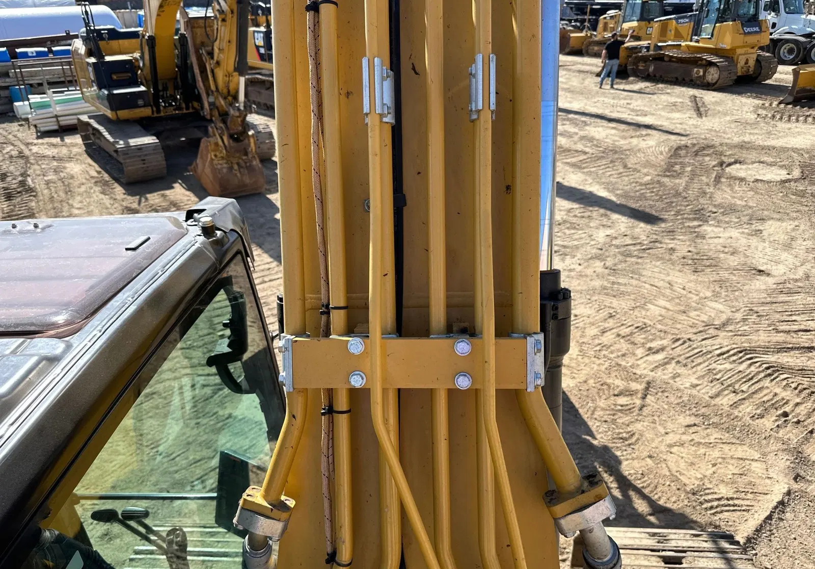 2019 Caterpillar 320
