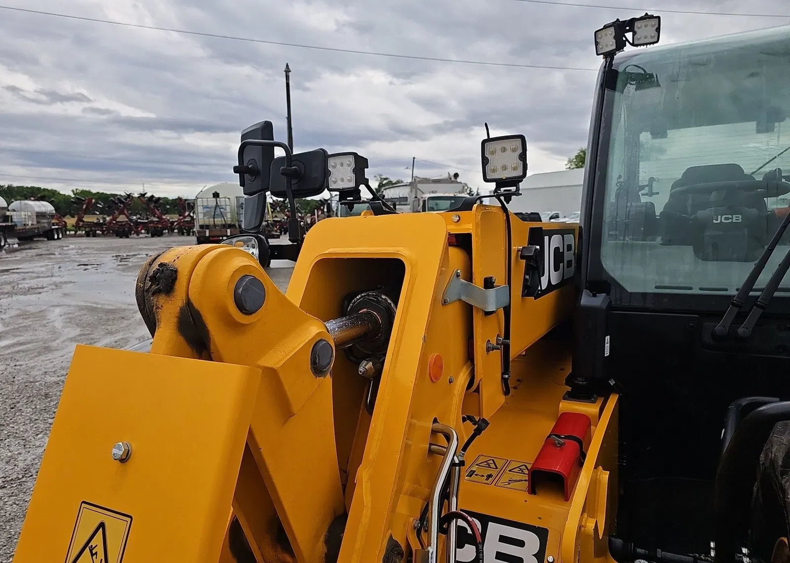 2023 JCB 542-70AG