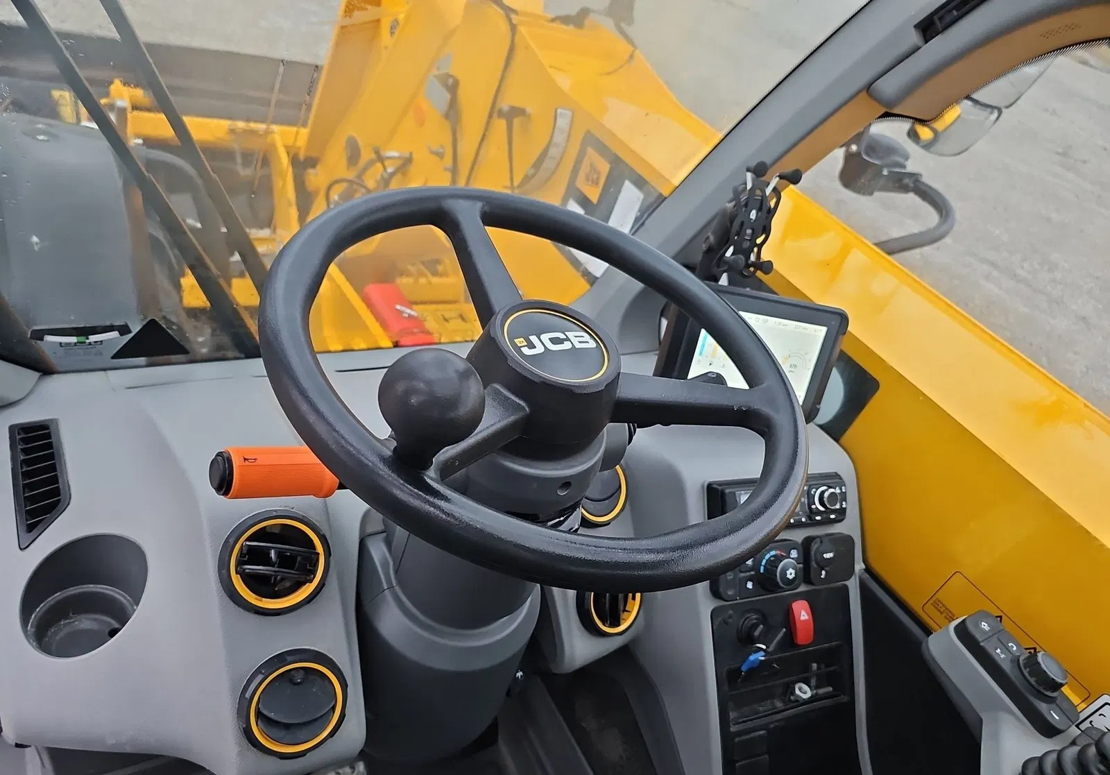 2023 JCB 542-70AG