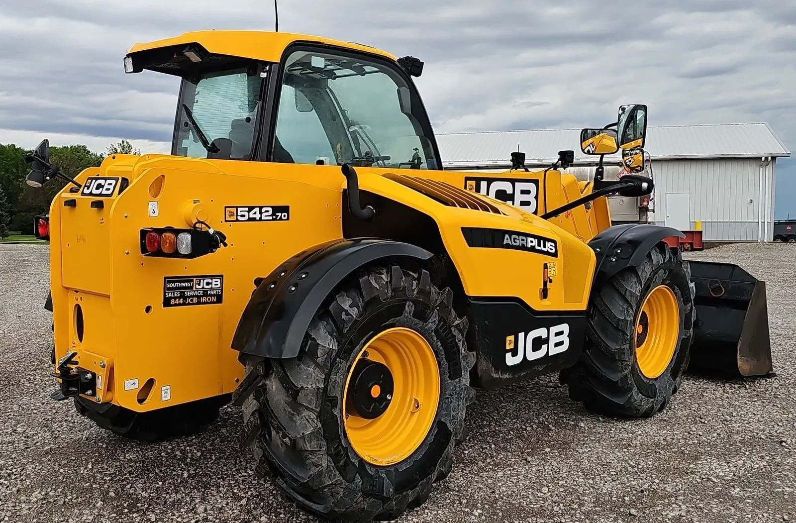 2023 JCB 542-70AG