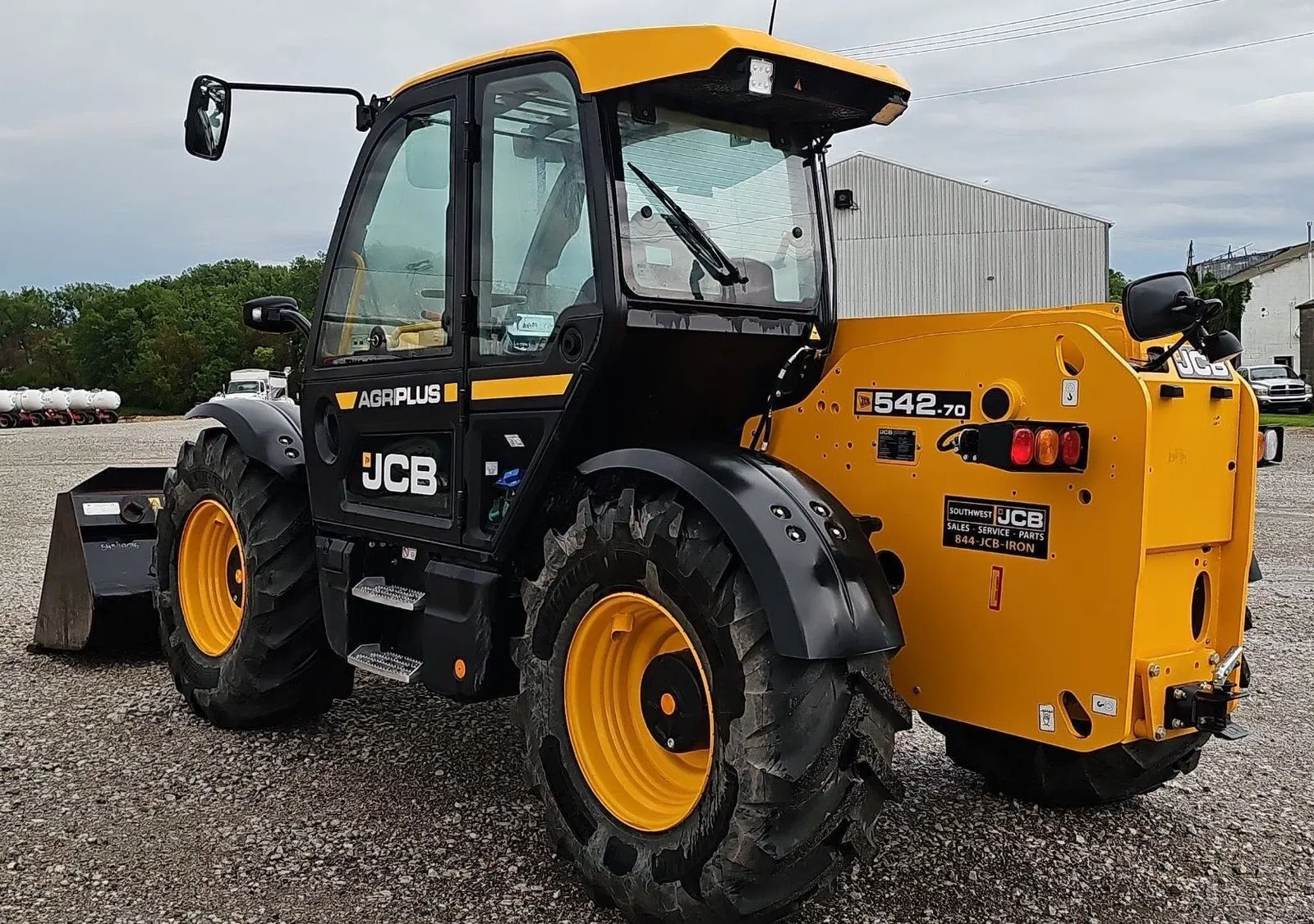 2023 JCB 542-70AG