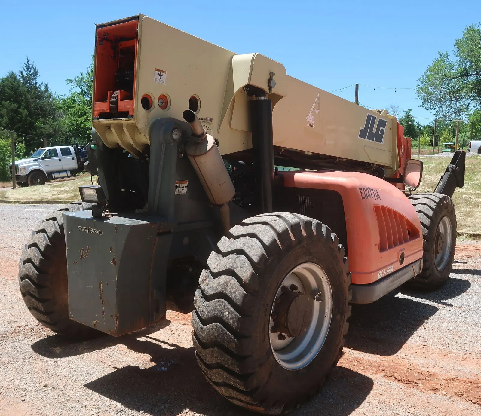 2008 JLG G12-55A