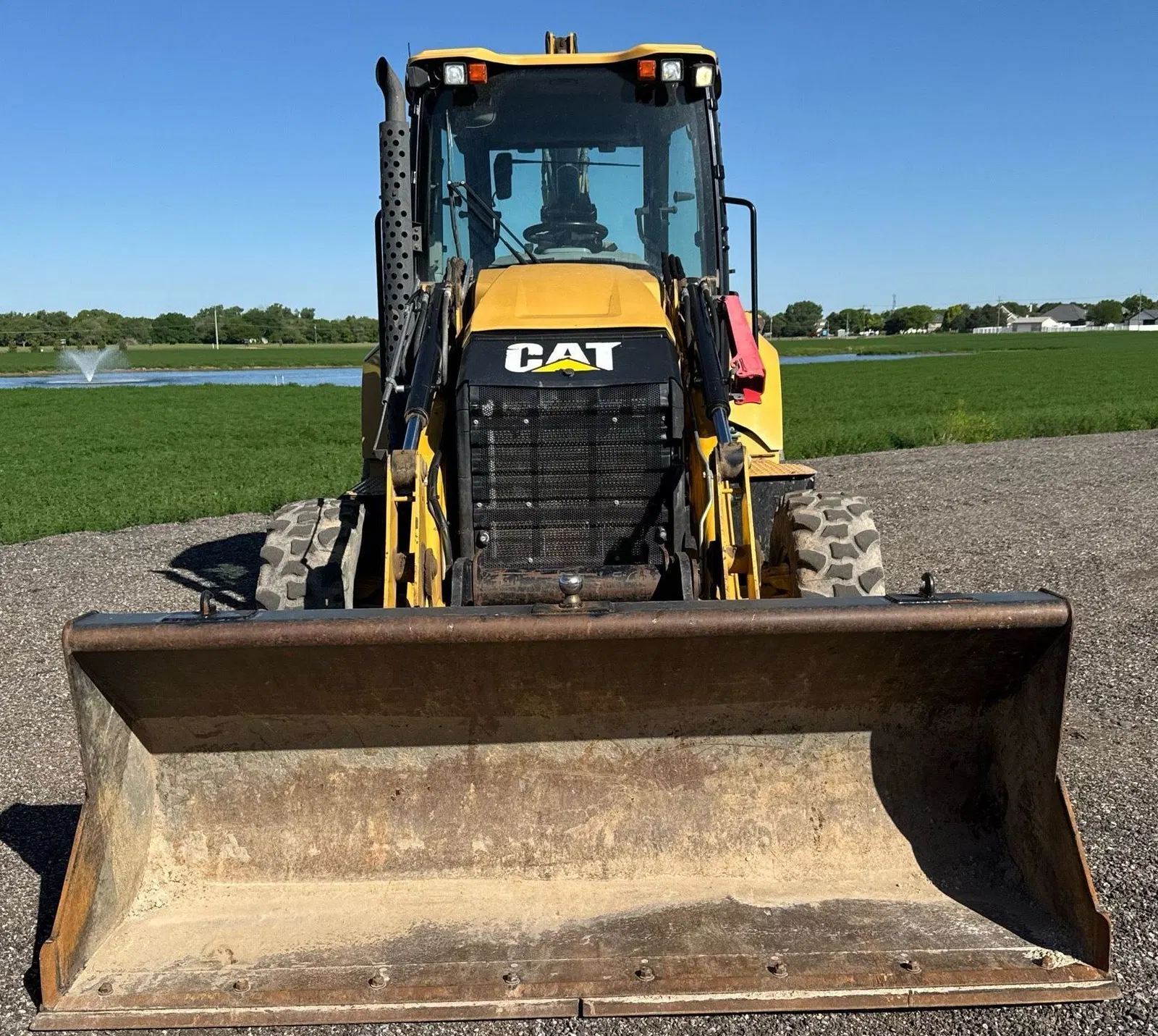 2016 Caterpillar 420F2