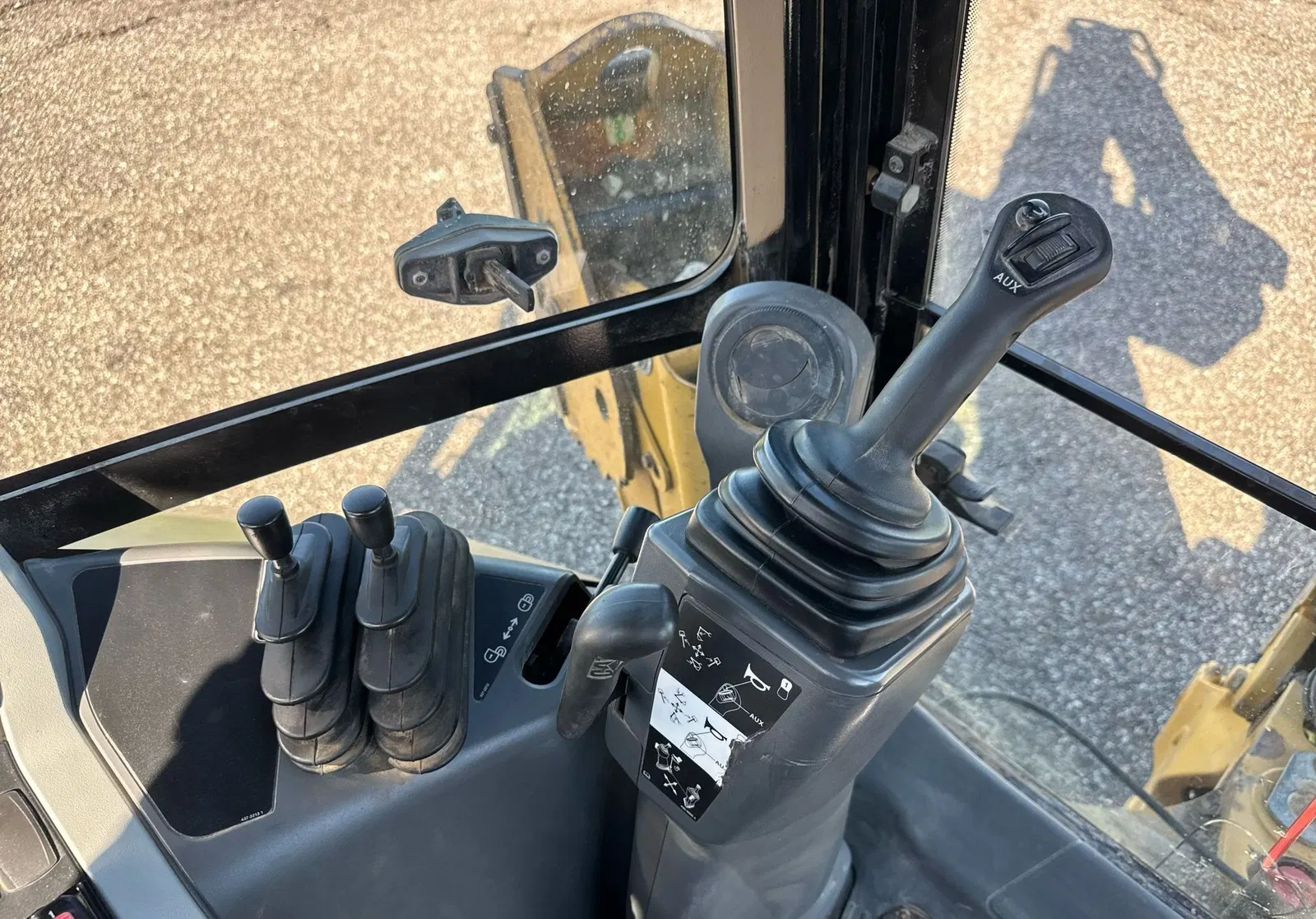 2016 Caterpillar 420F2