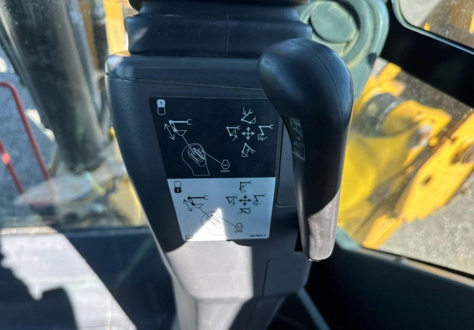 2016 Caterpillar 420F2