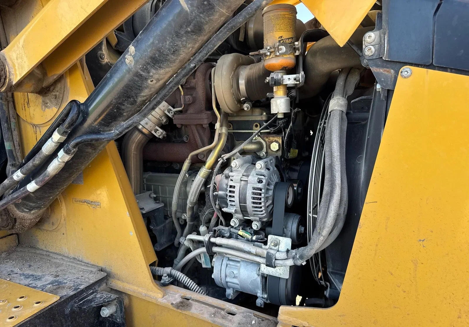 2016 Caterpillar 420F2