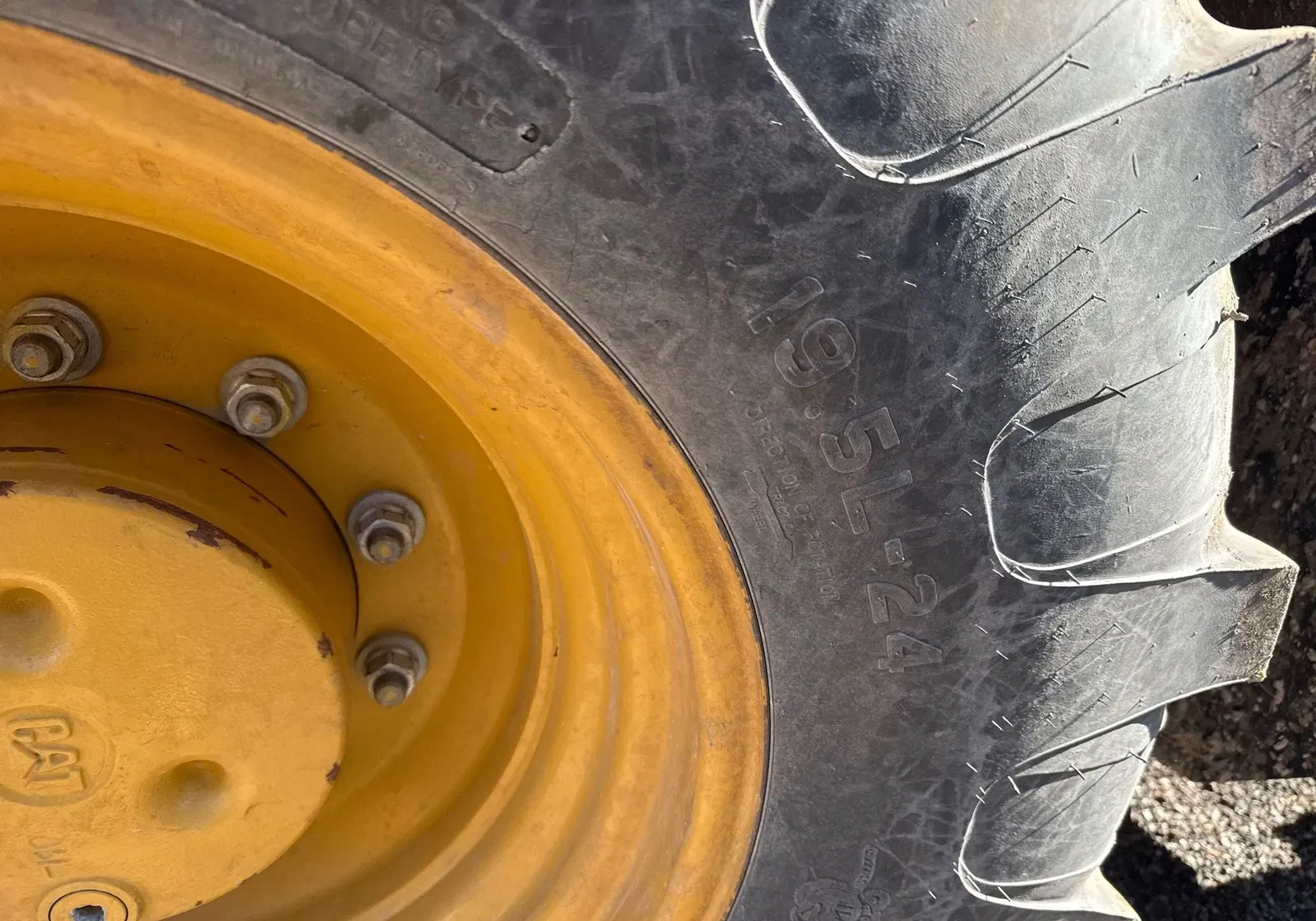 2016 Caterpillar 420F2