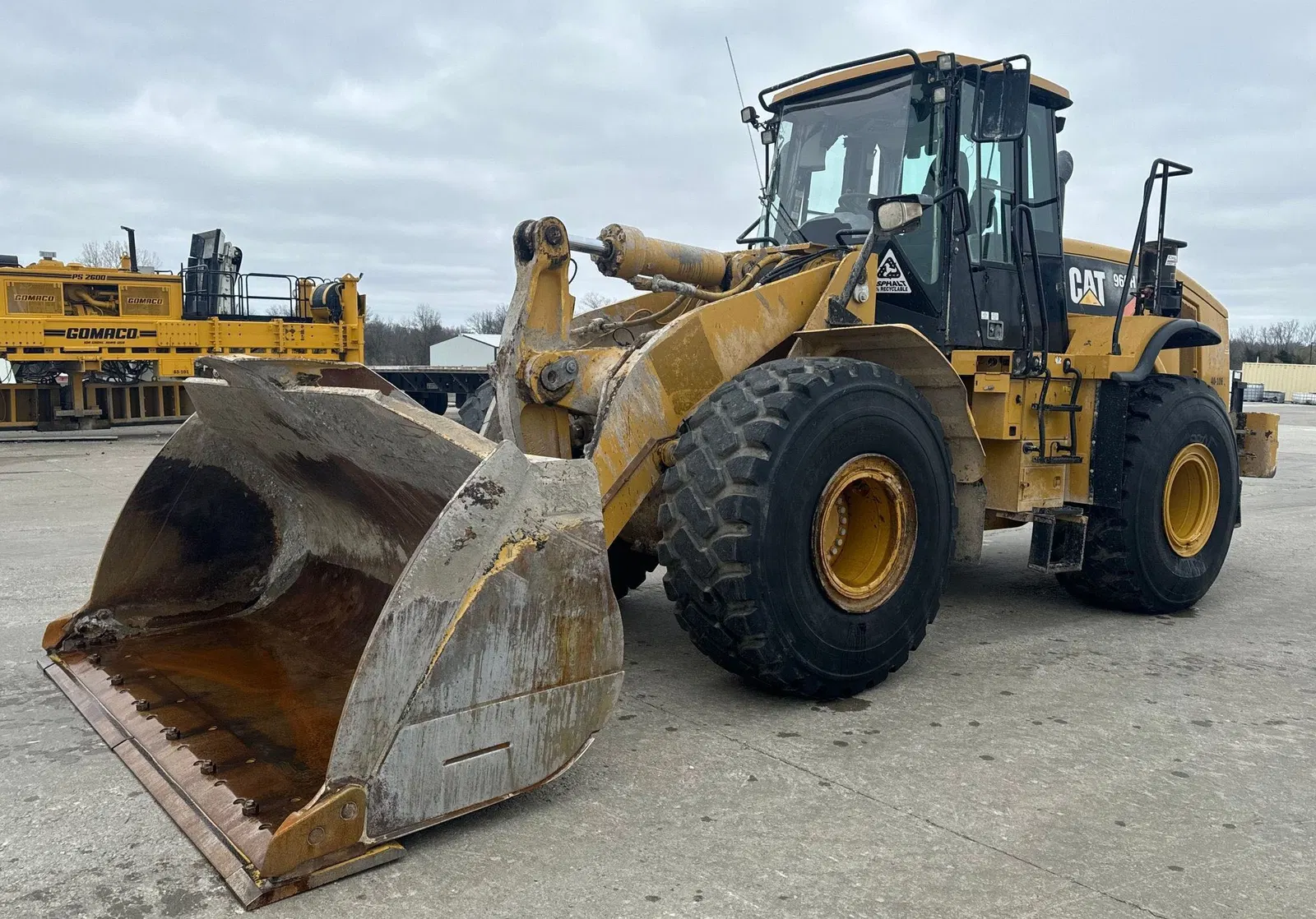 2011 Caterpillar 966H