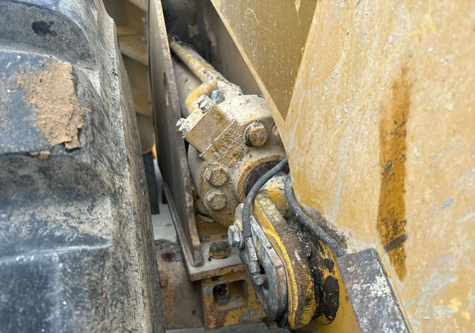 2011 Caterpillar 966H