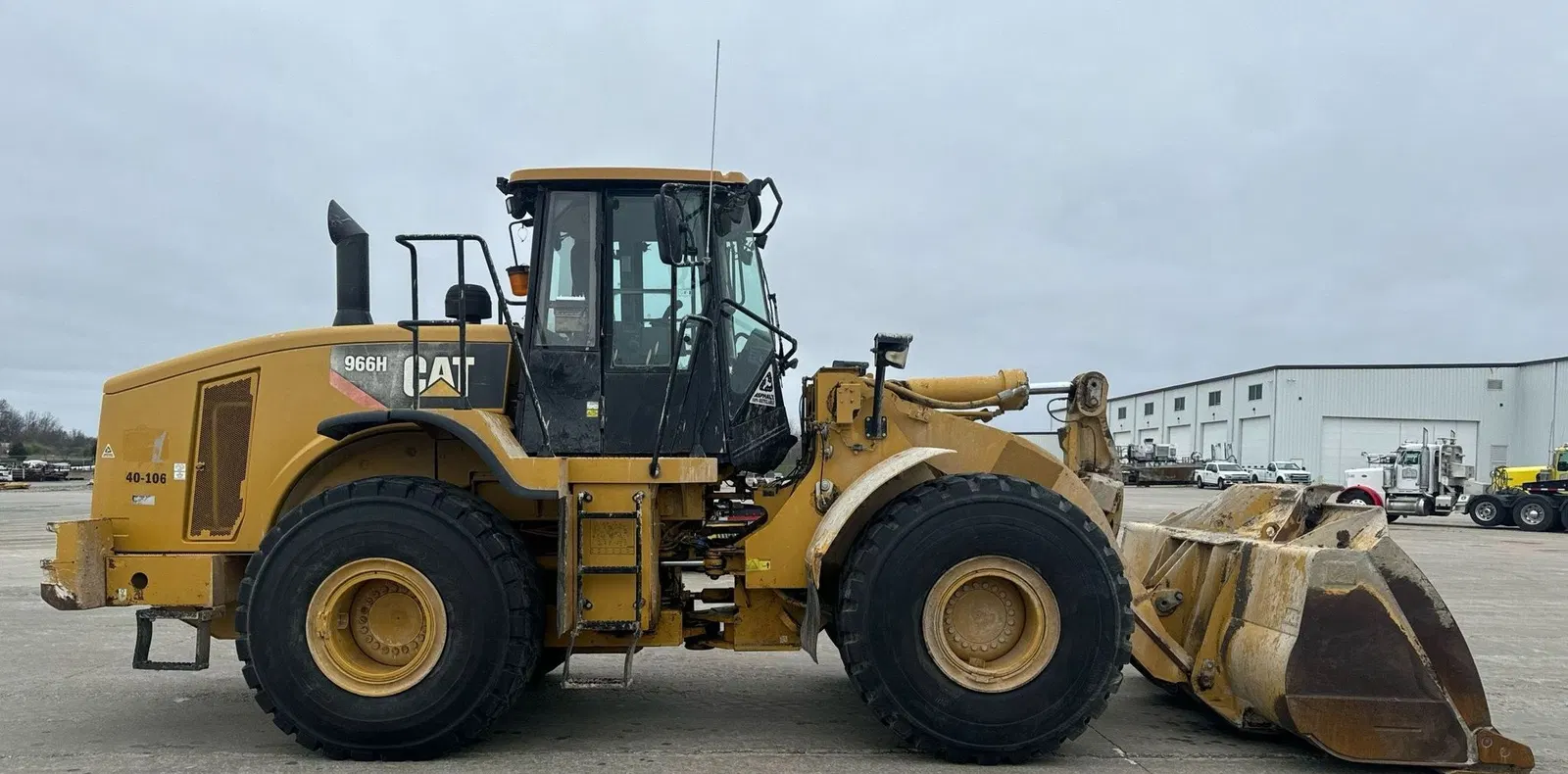2011 Caterpillar 966H