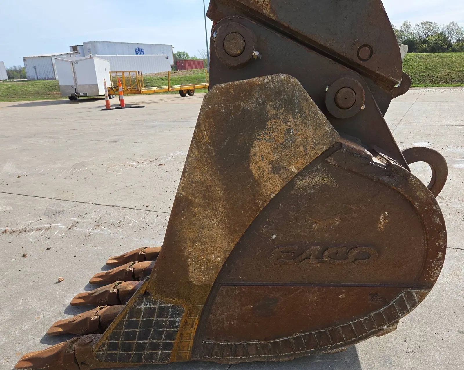 2017 Komatsu PC360LC-11