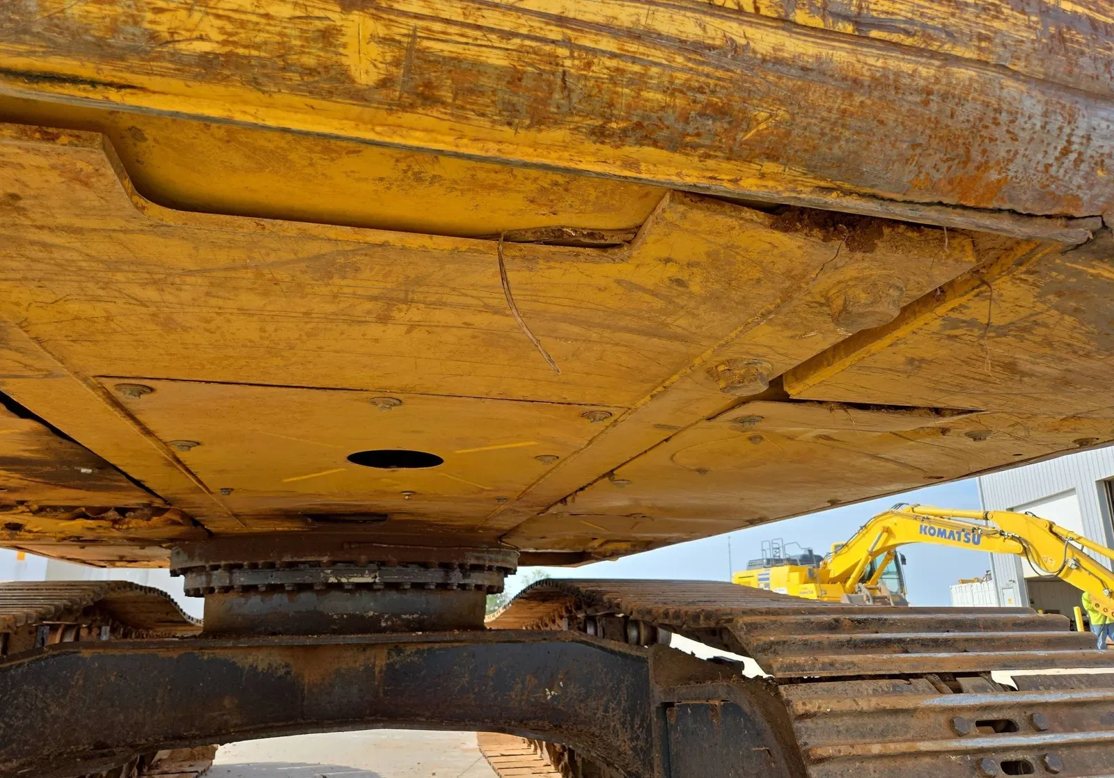 2017 Komatsu PC360LC-11