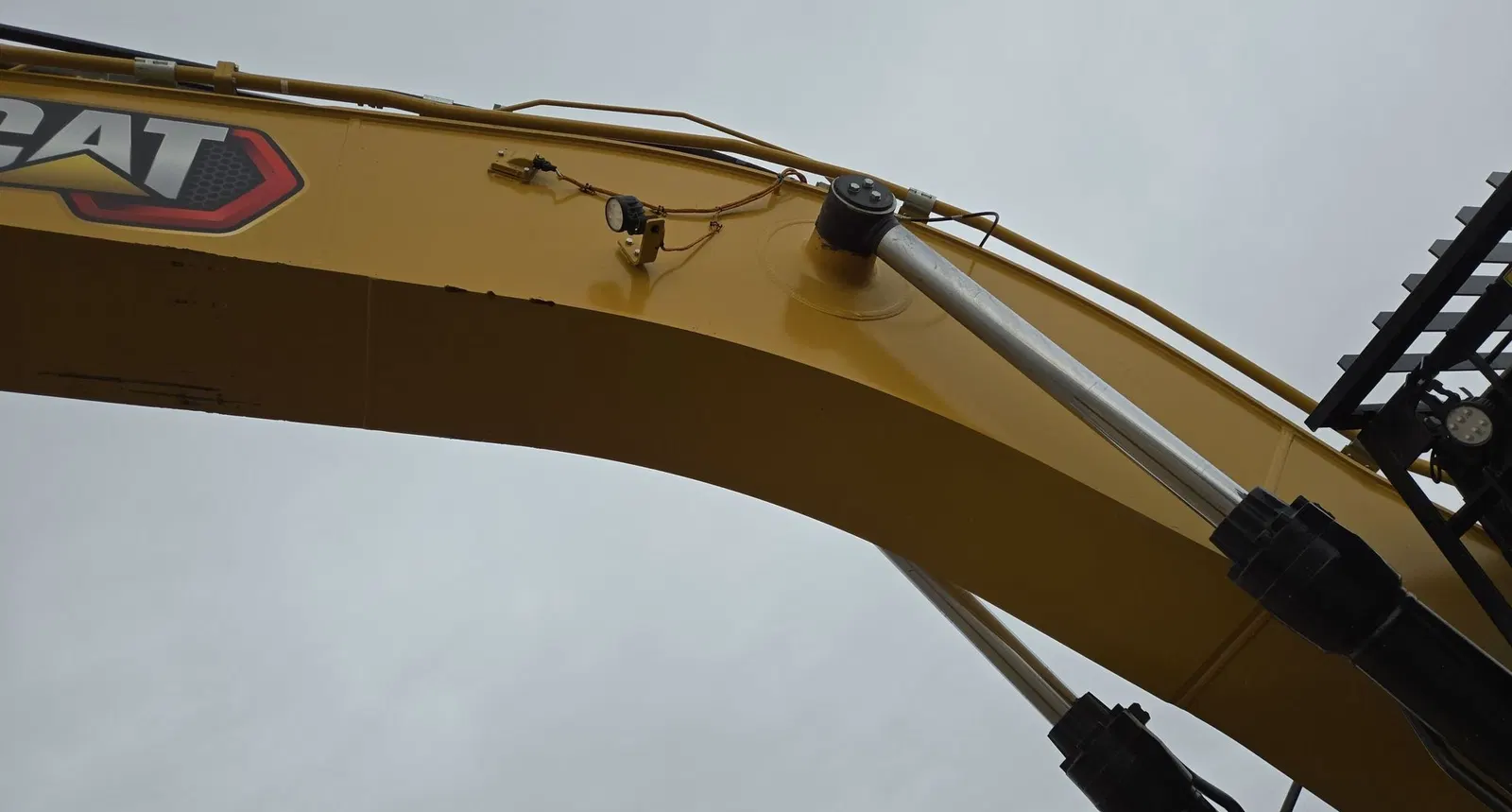 2023 Caterpillar 336