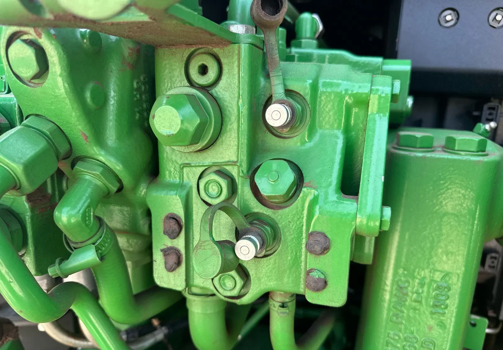 2021 John Deere 6110M