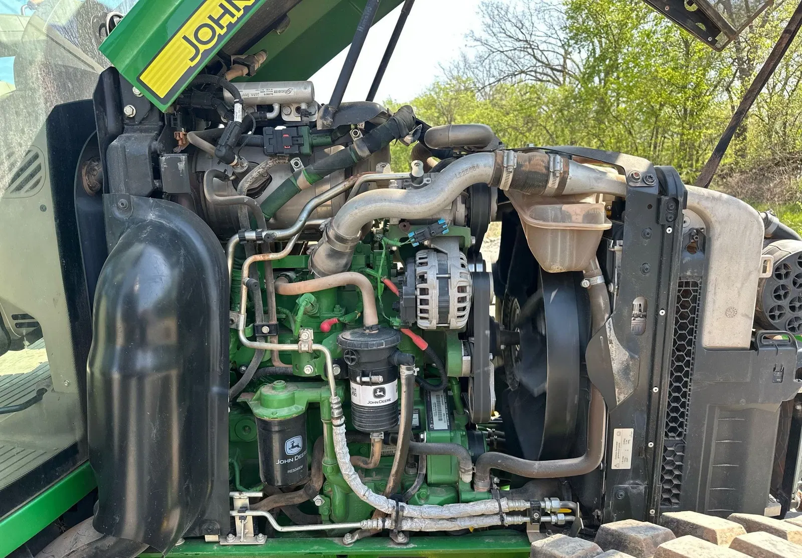 2021 John Deere 6110M